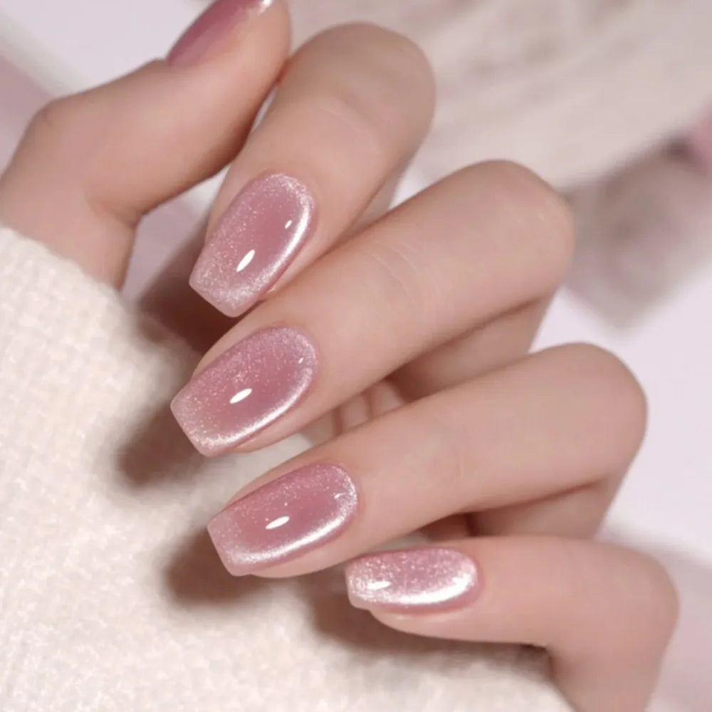 Cat's Eye French Nail | more beauty on your hands