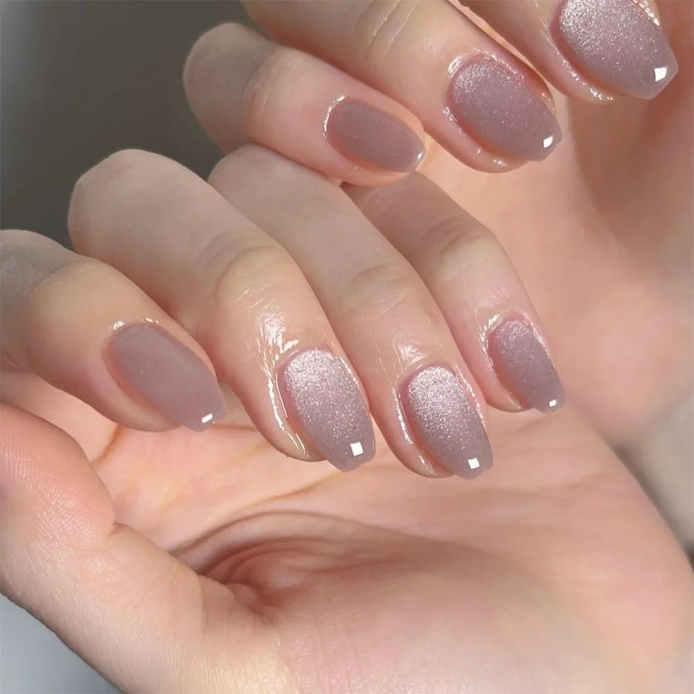 Cat's Eye French Nail | more beauty on your hands