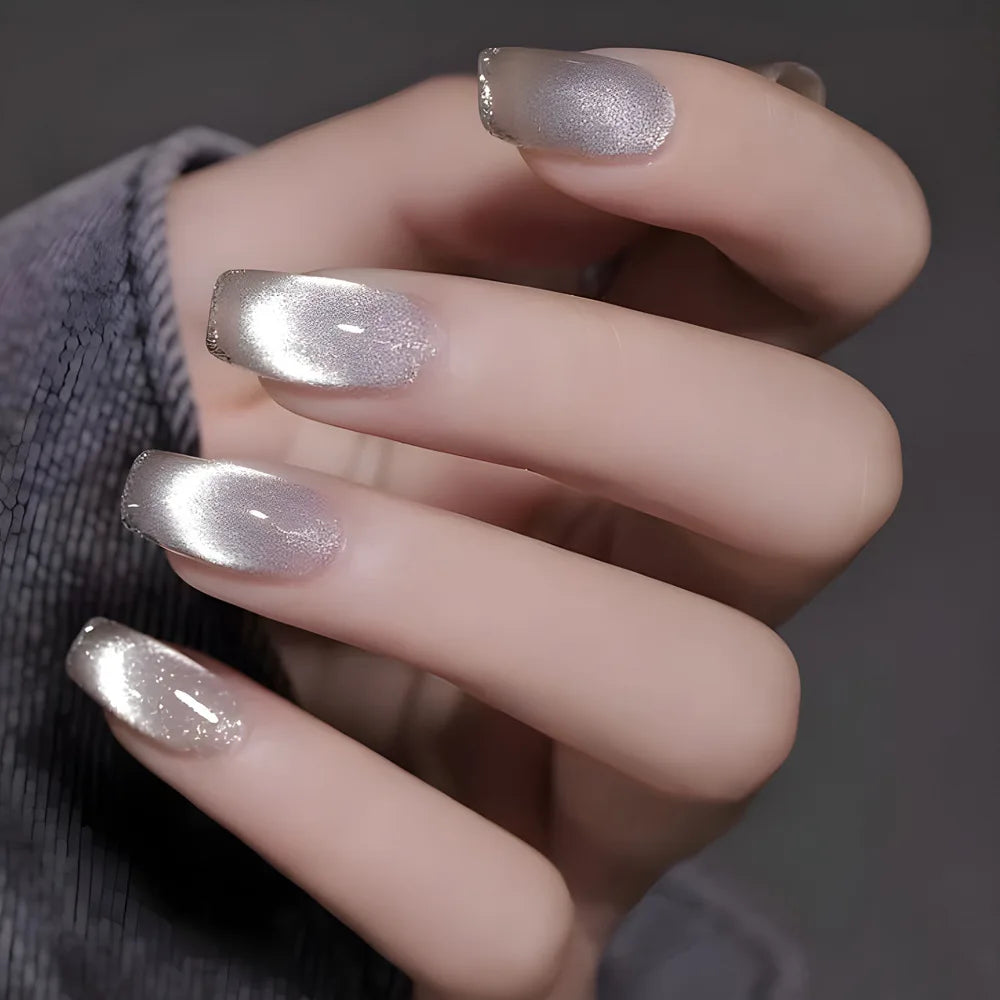 Cat's Eye French Nail | more beauty on your hands